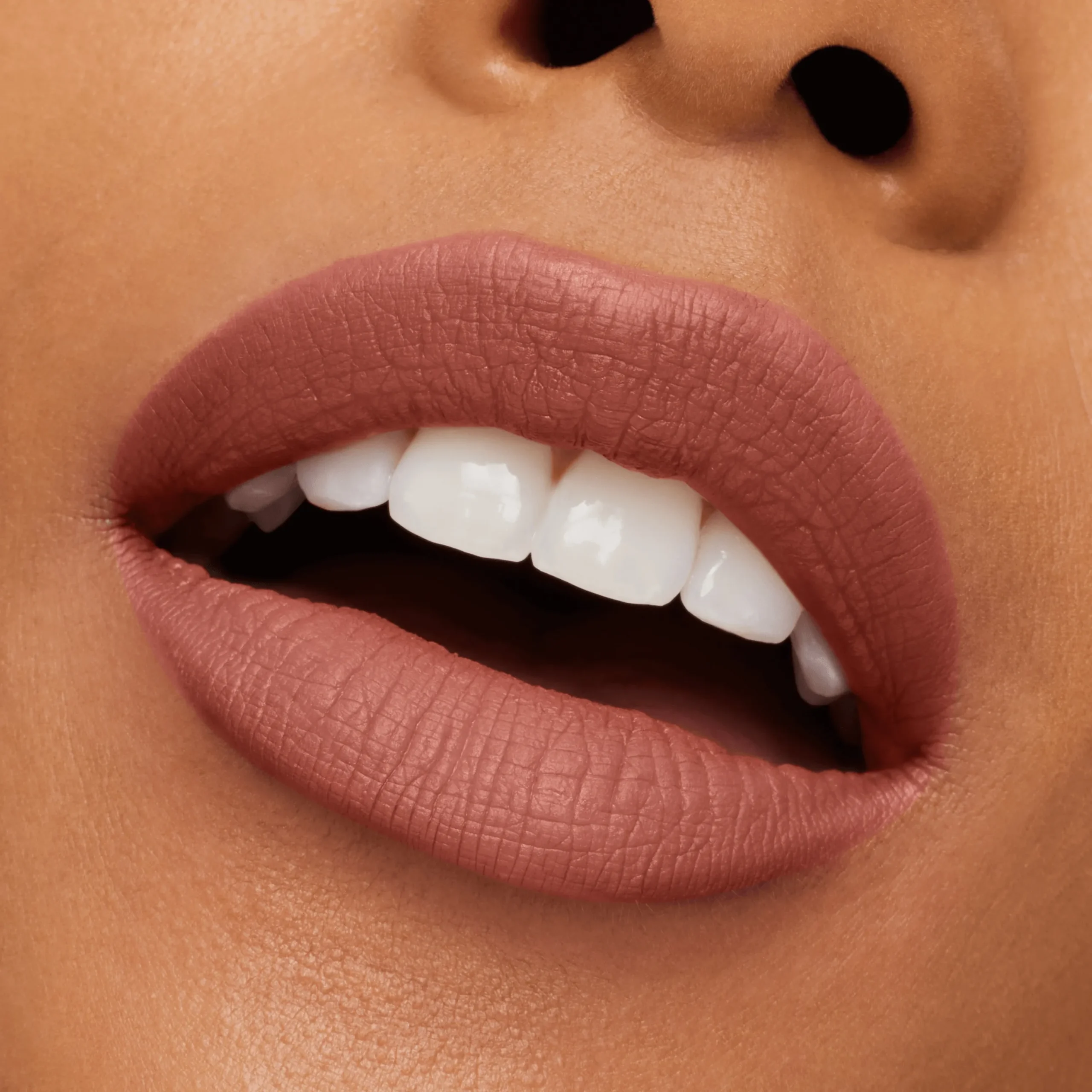 M·A·CXIMAL SILKY MATTE VIVA GLAM LIPSTICK - Image 4