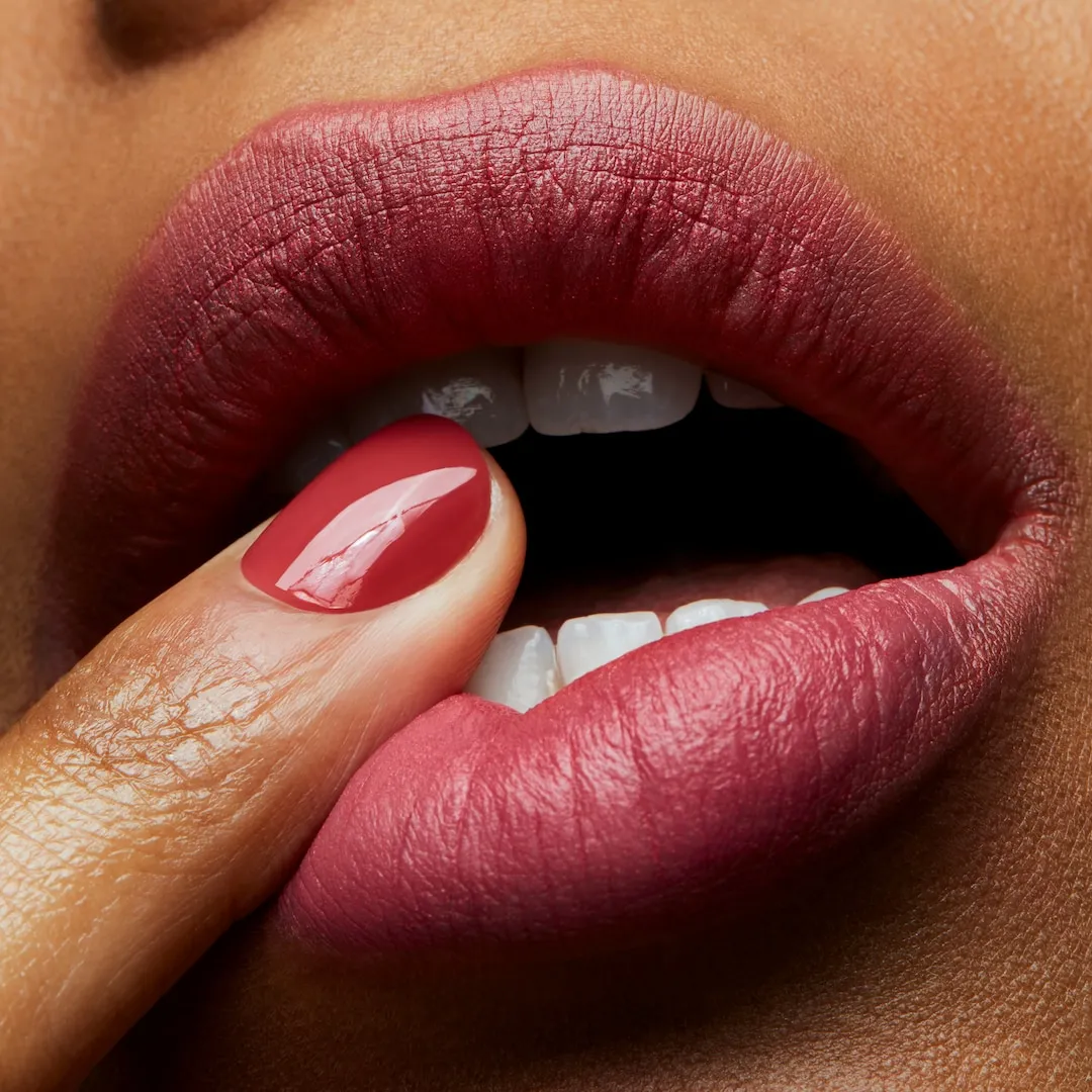 Powder Kiss Lipstick - Image 3